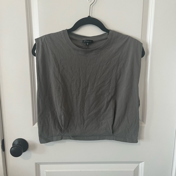 Dynamite Muscle Tank - Picture 1 of 3